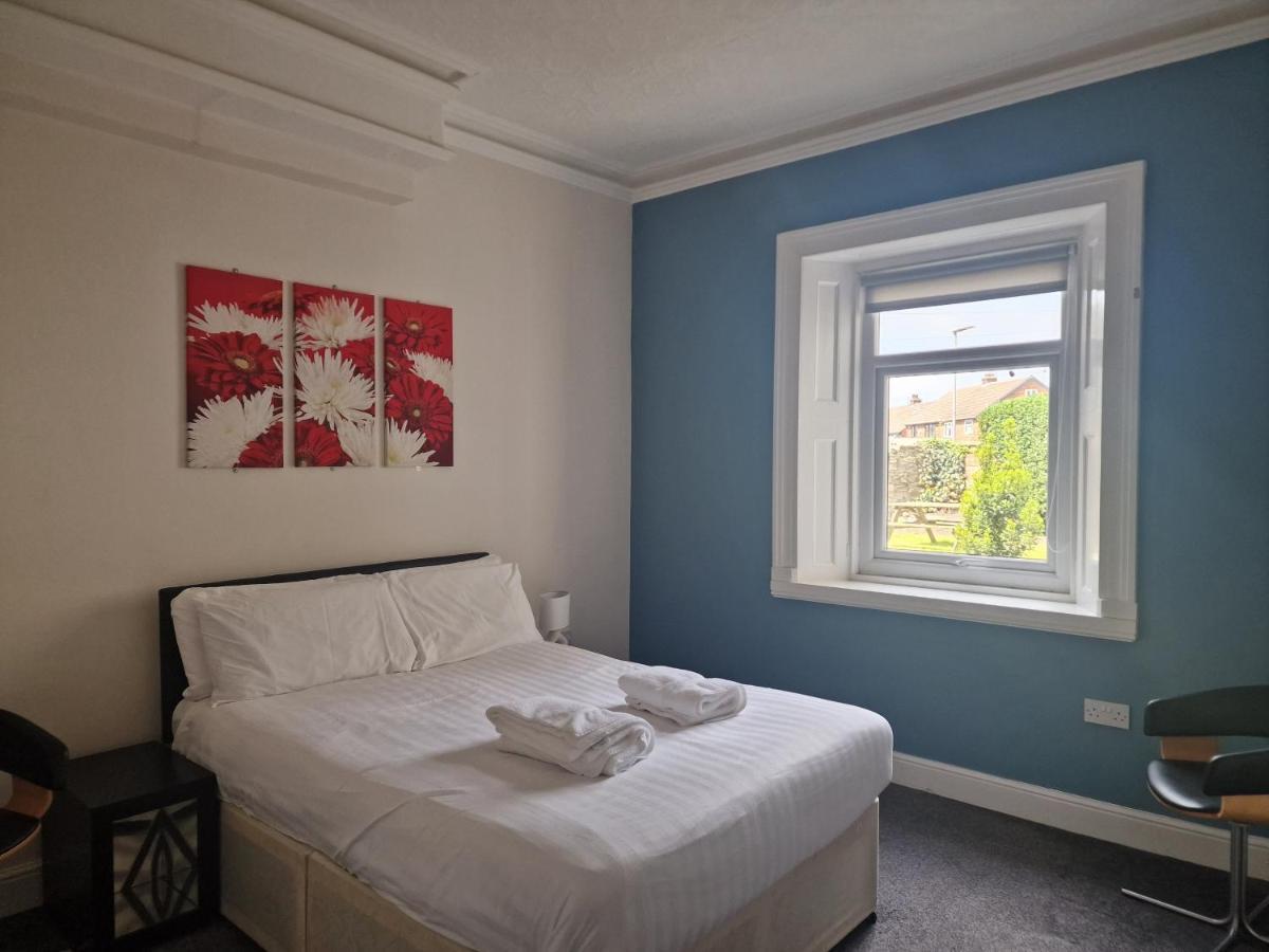 2 The Green, Exceptional Large House, Sea Views Loads Of Bathrooms Seaton Carew Exteriér fotografie