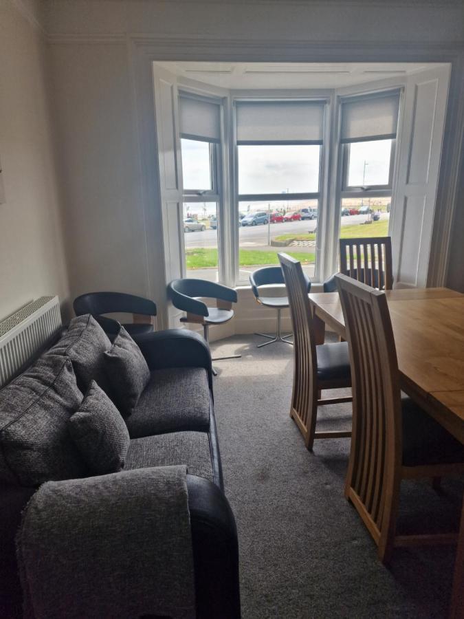2 The Green, Exceptional Large House, Sea Views Loads Of Bathrooms Seaton Carew Exteriér fotografie