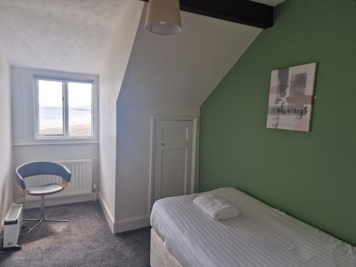 2 The Green, Exceptional Large House, Sea Views Loads Of Bathrooms Seaton Carew Exteriér fotografie