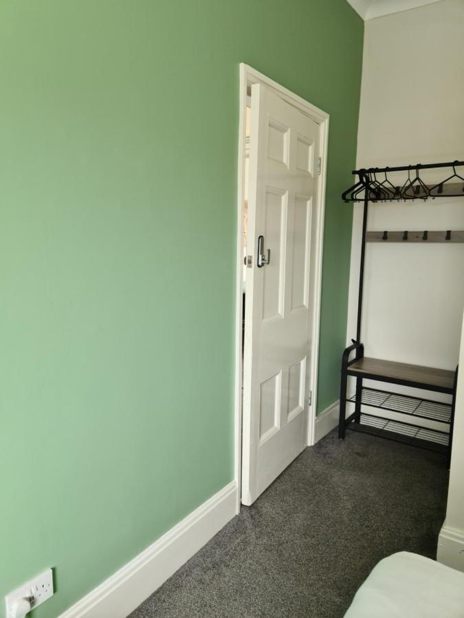 2 The Green, Exceptional Large House, Sea Views Loads Of Bathrooms Seaton Carew Exteriér fotografie
